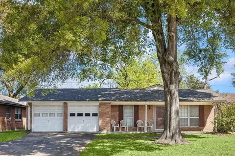 4410 Libbey Ln, Houston, TX 77092