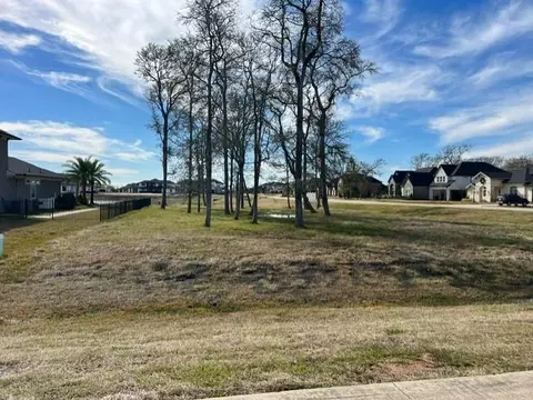 8702 Smiley Ct, Richmond, TX 77469