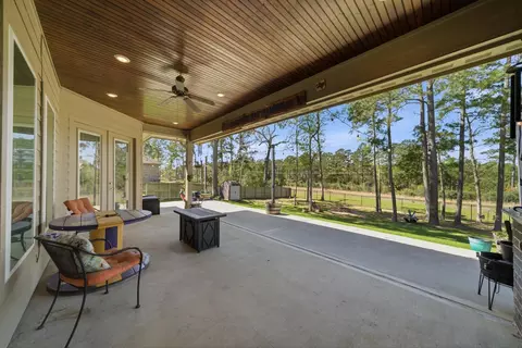 129 Magnolia Reserve Loop, Magnolia, TX 77354