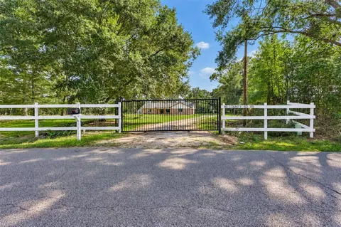 86 County Road 319, Cleveland, TX 77327