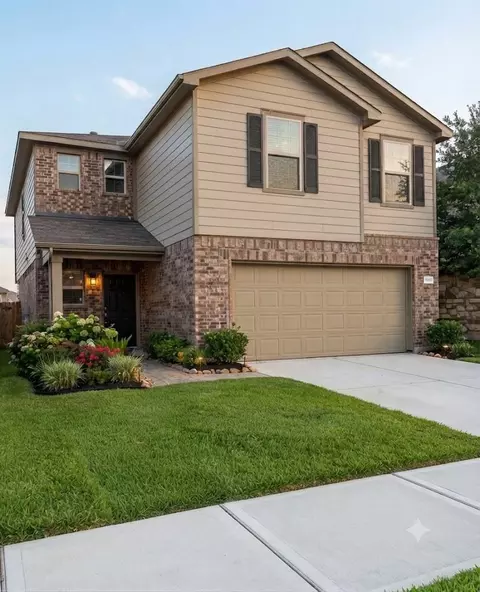 2606 Skyview Moon Dr, Houston, TX 77047