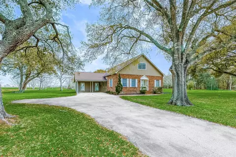 1826 County Road 469, El Campo, TX 77437