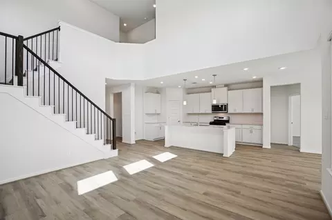 Living - 2843 Clapbread Ln, Rosenberg, TX 77471 photo 2 of 5
