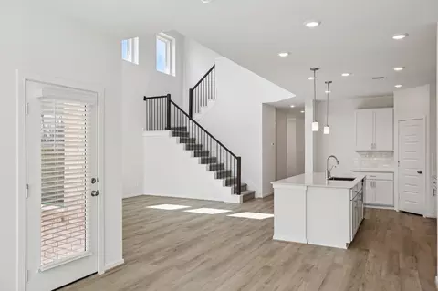 Entry Way - 2843 Clapbread Ln, Rosenberg, TX 77471 photo 4 of 8