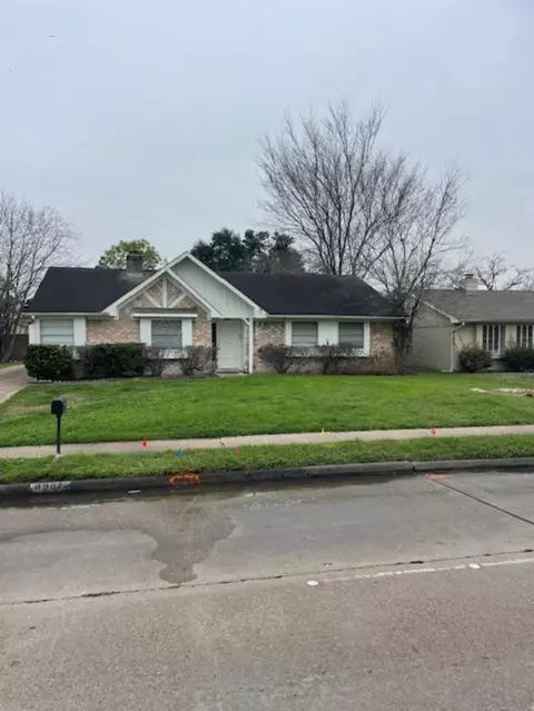 8907 S Dairy Ashford Rd, Houston, TX 77099