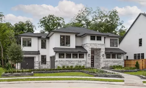 1914 Royal Oak Dr, Missouri City, TX 77459