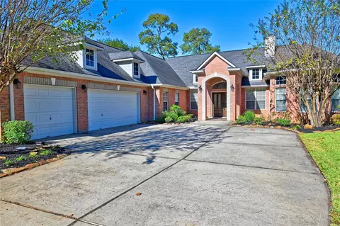 14222 Spring Pines Dr, Tomball, TX 77375