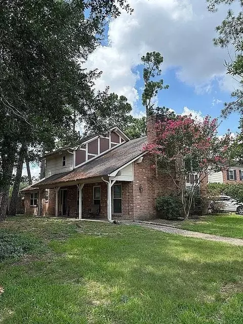 12115 Fawnview Dr, Houston, TX 77070