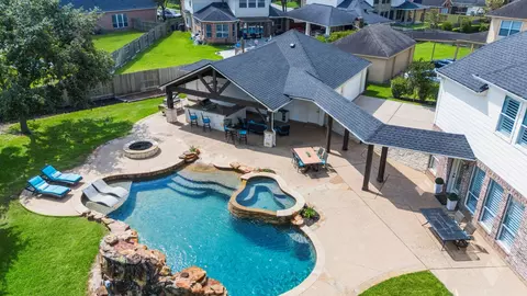 8323 Talons Way, Missouri City, TX 77459
