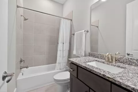 Bath - 4103 Willowisp Ct, Fulshear, TX 77441 photo 5 of 5
