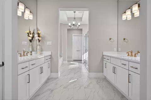 Bath - 4103 Willowisp Ct, Fulshear, TX 77441 photo 1 of 5