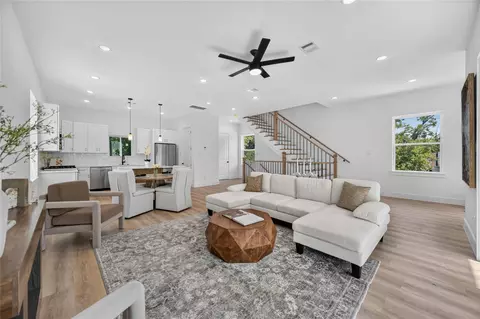316 Walthall #E, Houston, TX 77022