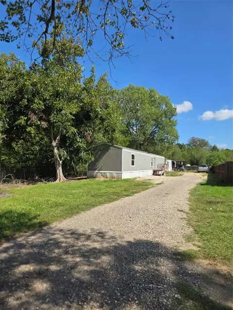 732 County Road 603, Dayton, TX 77535