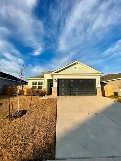 4221 Lugard Dr, Killeen, TX 76542