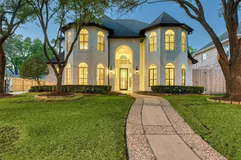 19506 Chestnut Pl, Houston, TX 77094