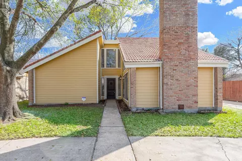 6023 Elkwood Forest Dr, Houston, TX 77088