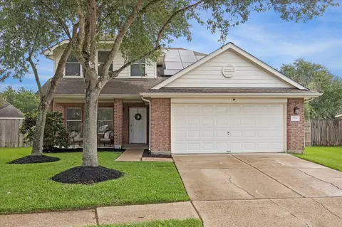2914 Meridian Bay Ln, Dickinson, TX 77539