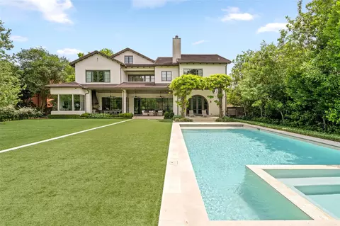 4314 Bellaire Blvd, Bellaire, TX 77401