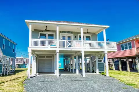326 Sand Dune Ct, Surfside Beach, TX 77541