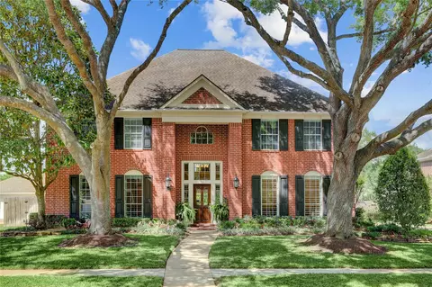 4719 Saint Michaels Ct, Sugar Land, TX 77479