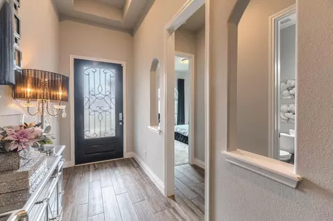 Entry Way - 209 Trillium Park Loop, Conroe, TX 77304 photo 2 of 5