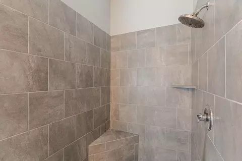 Bath - 209 Trillium Park Loop, Conroe, TX 77304 photo 3 of 4