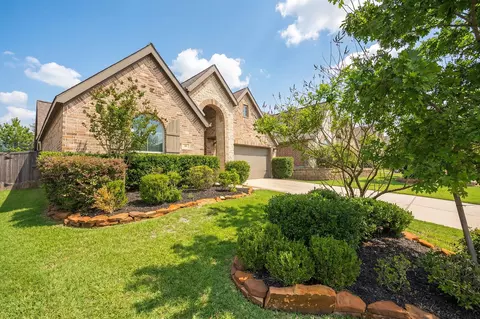 Exterior - 209 Trillium Park Loop, Conroe, TX 77304 photo 3 of 10