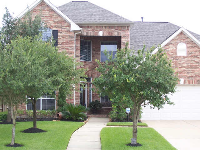 12819 Magic Falls Dr, Tomball, TX 77377 photo 1