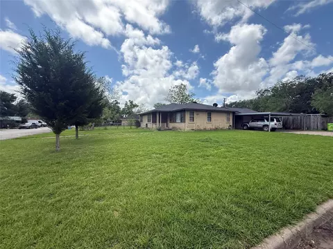 1800 Carlisle St, Rosenberg, TX 77471