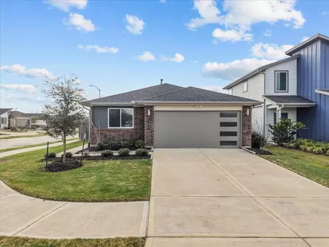 12820 Harlesden Ln, Houston, TX 77047