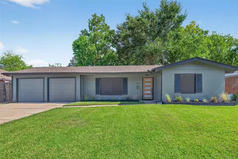 4310 Jorns St, Houston, TX 77045