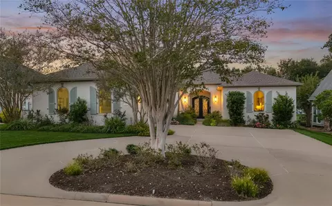 132 Somerton Dr, Montgomery, TX 77356