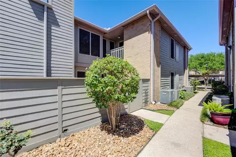 260 El Dorado Blvd #307, Webster, TX 77598