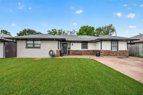 810 Creager St, Houston, TX 77034