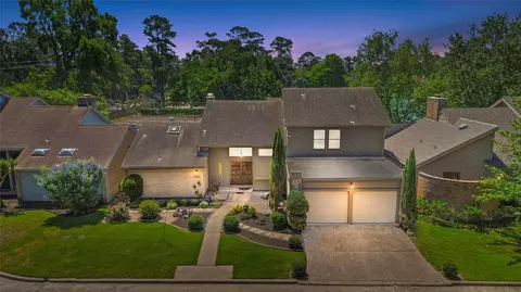 200 Old Bridge Lk, Houston, TX 77069