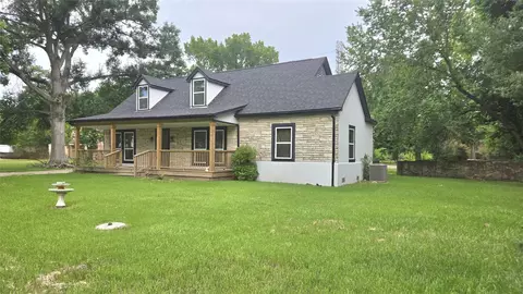 7130 Brace St, Houston, TX 77061