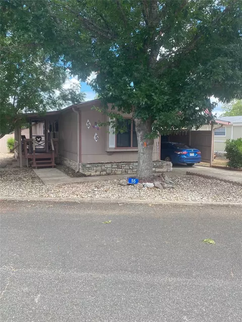55 Maple Rd S, Kerrville, TX 78028