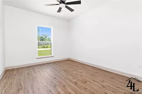 Bedroom - 7850 Pixie Ln, Lumberton, TX 77657 photo 3 of 5