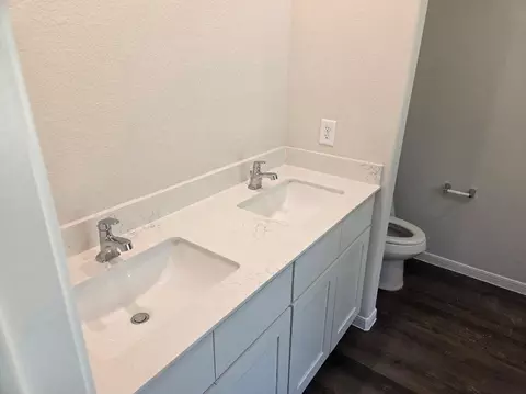Bath - 13625 Brook Trout Dr, Conroe, TX 77384 photo 1 of 6