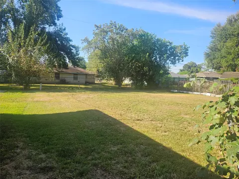 1105 Yorktown St # A, Richmond, TX 77469