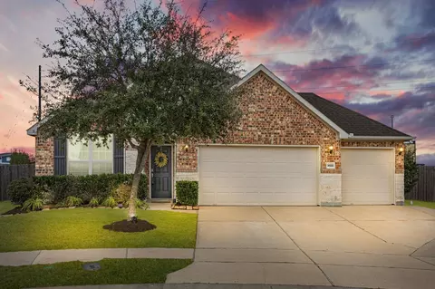 30222 Green Meadows Ln, Brookshire, TX 77423