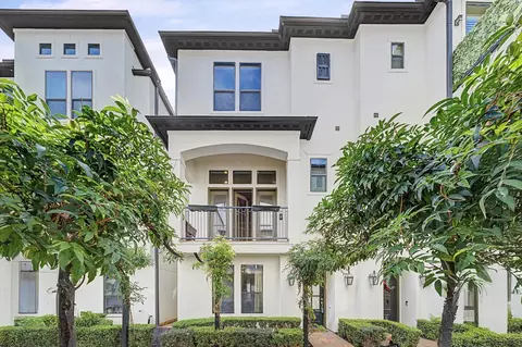 634 Nagle St, Houston, TX 77003