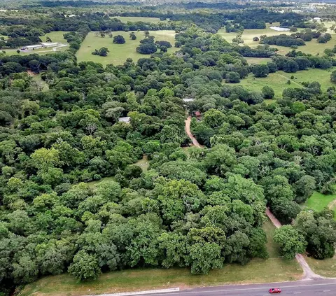 28030 Highway 6, Hempstead, TX 77445