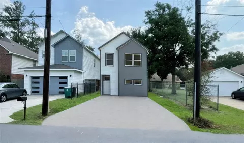6521 Tuskegee St, Houston, TX 77091