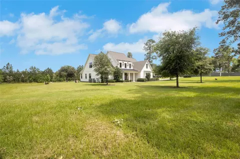 40499 Community Rd, Magnolia, TX 77354