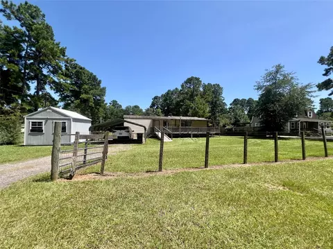31018 Green Tree Rd, Magnolia, TX 77354