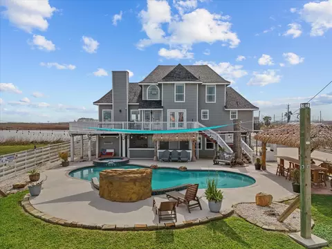 319 Francis Cv, Surfside Beach, TX 77541