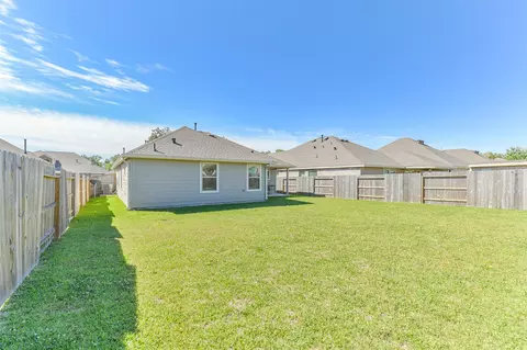 Exterior - 2767 Sagedale Dr, Conroe, TX 77301 photo 5 of 5