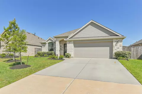 Exterior - 2767 Sagedale Dr, Conroe, TX 77301 photo 4 of 5