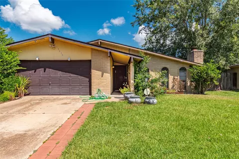 15410 Empanada Dr, Houston, TX 77083